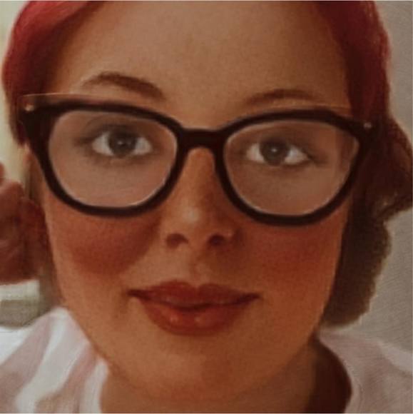 Meet your Posher, Shyra - Picture 1 of 1